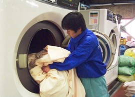 Dịch vụ giặt rèm cửa uy tín chất lượng cao